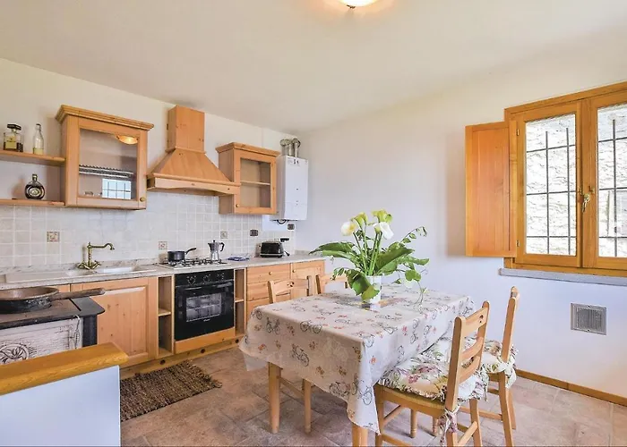 Casa Alpe Corniola Tatil Evi *