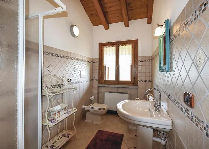 Semesterbostad Casa Alpe Corniola *